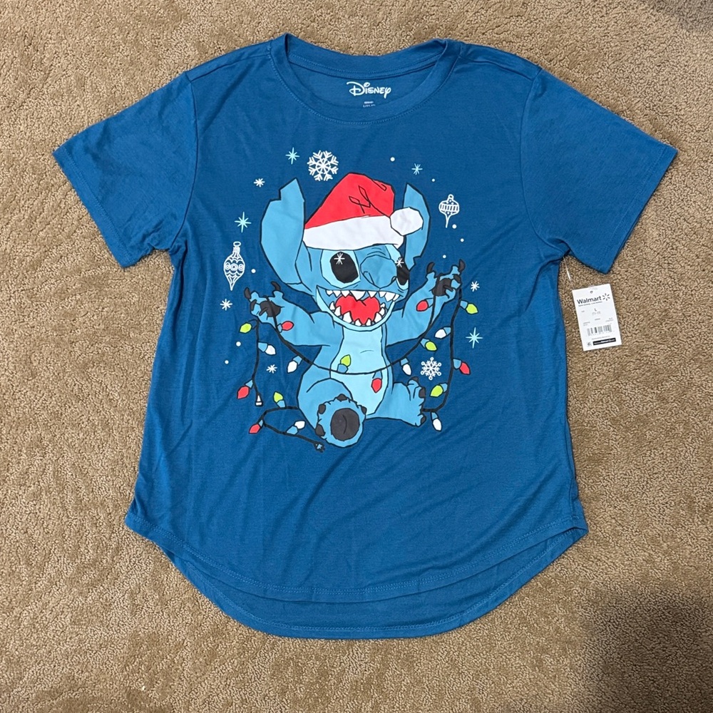 NWT Disney Christmas Stitch Graphic T Shirt Womans Junior, L 11/13